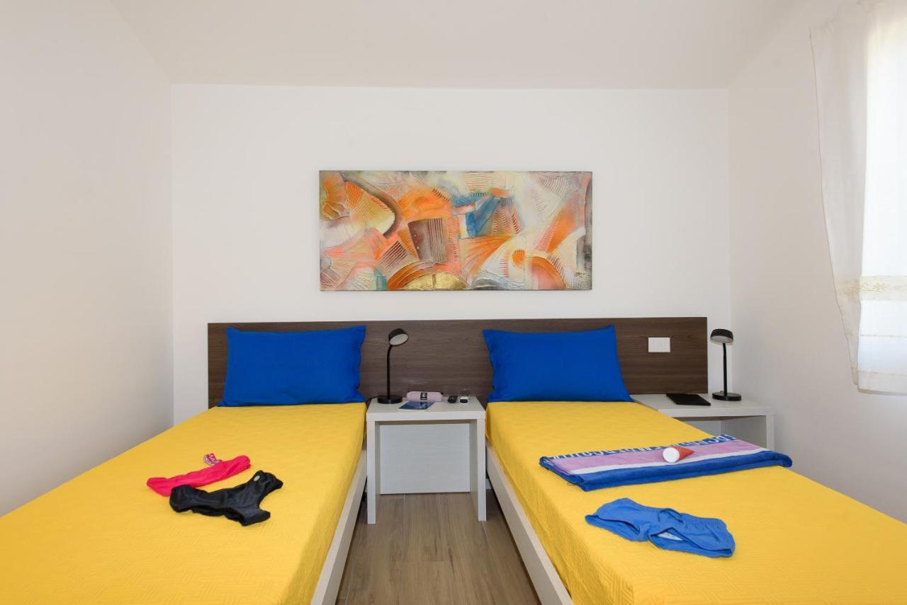 Loft Lungomare Vista Mare E Monti Apartment Àrbatax Екстериор снимка