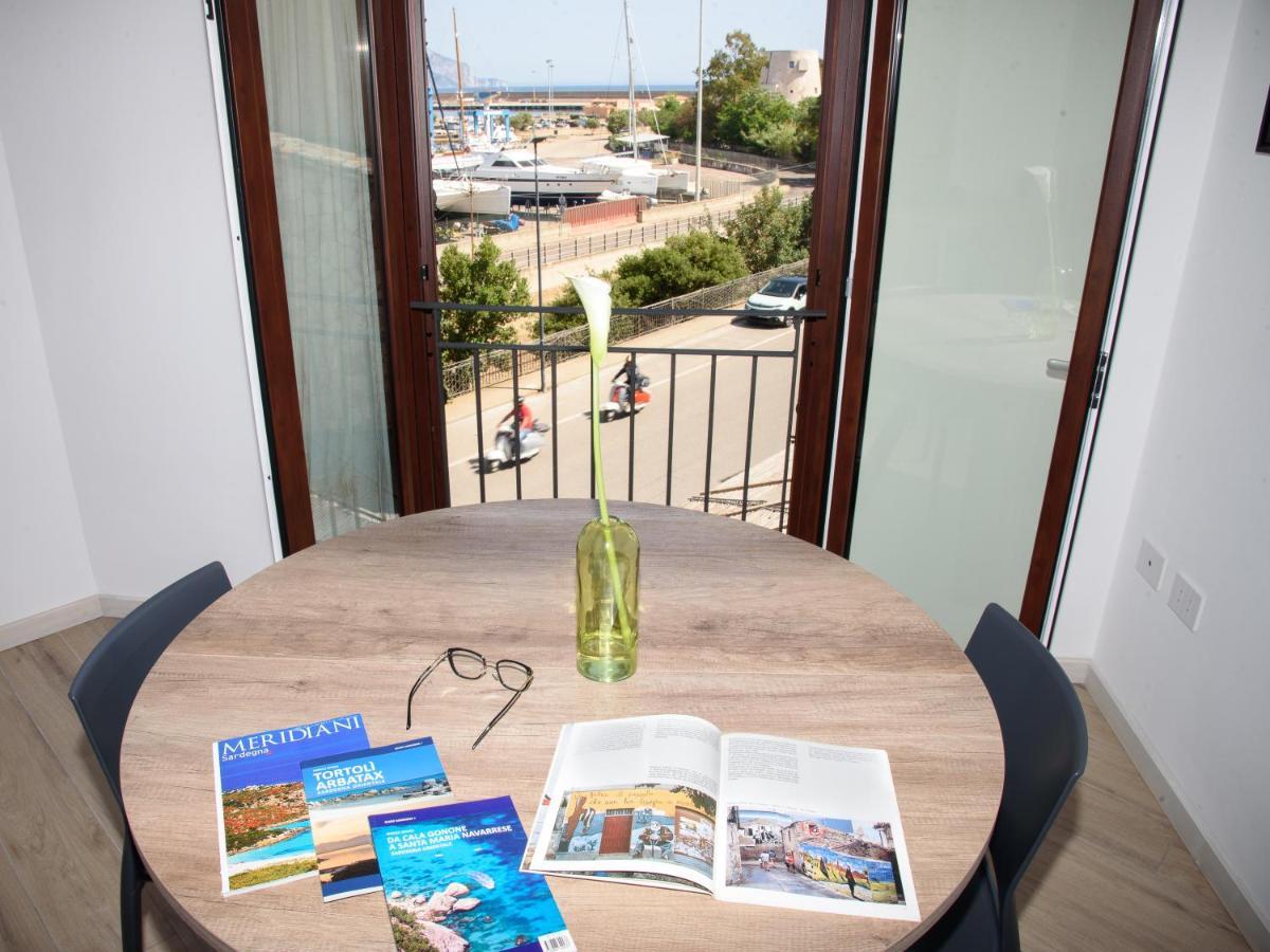 Loft Lungomare Vista Mare E Monti Apartment Àrbatax Екстериор снимка