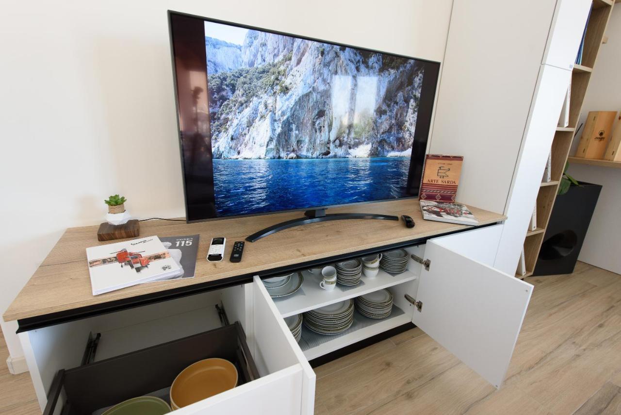 Loft Lungomare Vista Mare E Monti Apartment Àrbatax Екстериор снимка